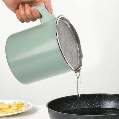 LMETJMA Bacon Grease Container with Strainer 1.4L Stainless Steel Oil Filter Pot Cooking Oil Storage Pot with Strainer JT403